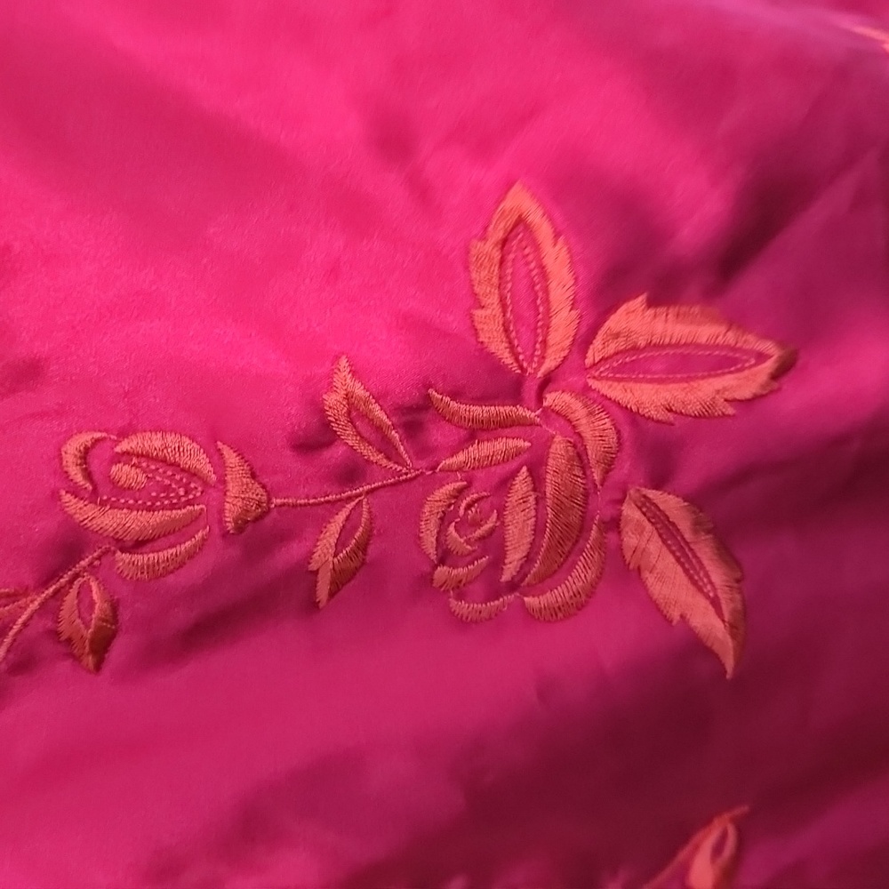 Victoria Secret Sexy Nightie Hot Pink Silky fabric Size L - Picture 3 of 9